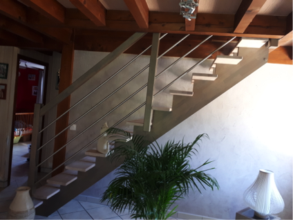 escalier droit en bois